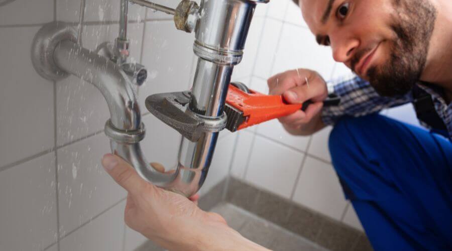 Professional emergency plumbing in Hinton, WV